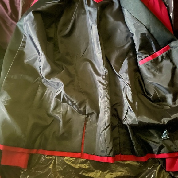 Men’s Slim Fit Burgundy Blazer - Picture 2 of 4